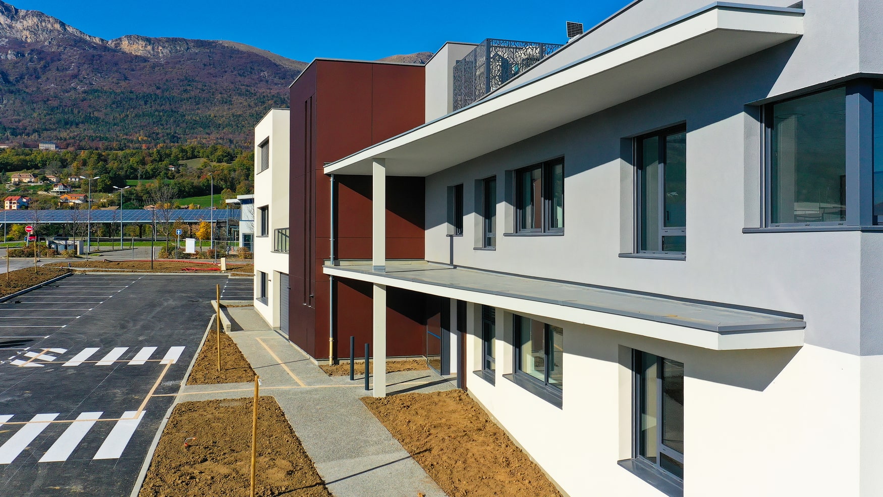 NEW DAY – BATIMENT DE CONSULTATIONS MEDICALES